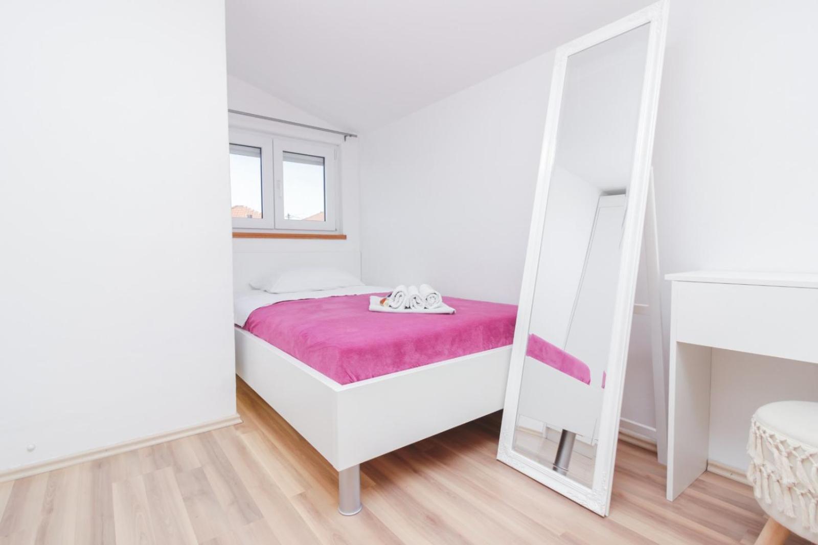 Apartman Lara Zadar Bagian luar foto